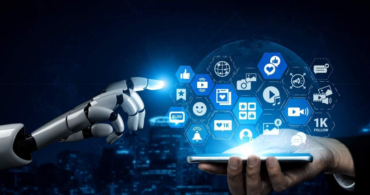 Los nuevos medios de comunicación requieren perfiles profesionales adaptados a las necesidades recientes